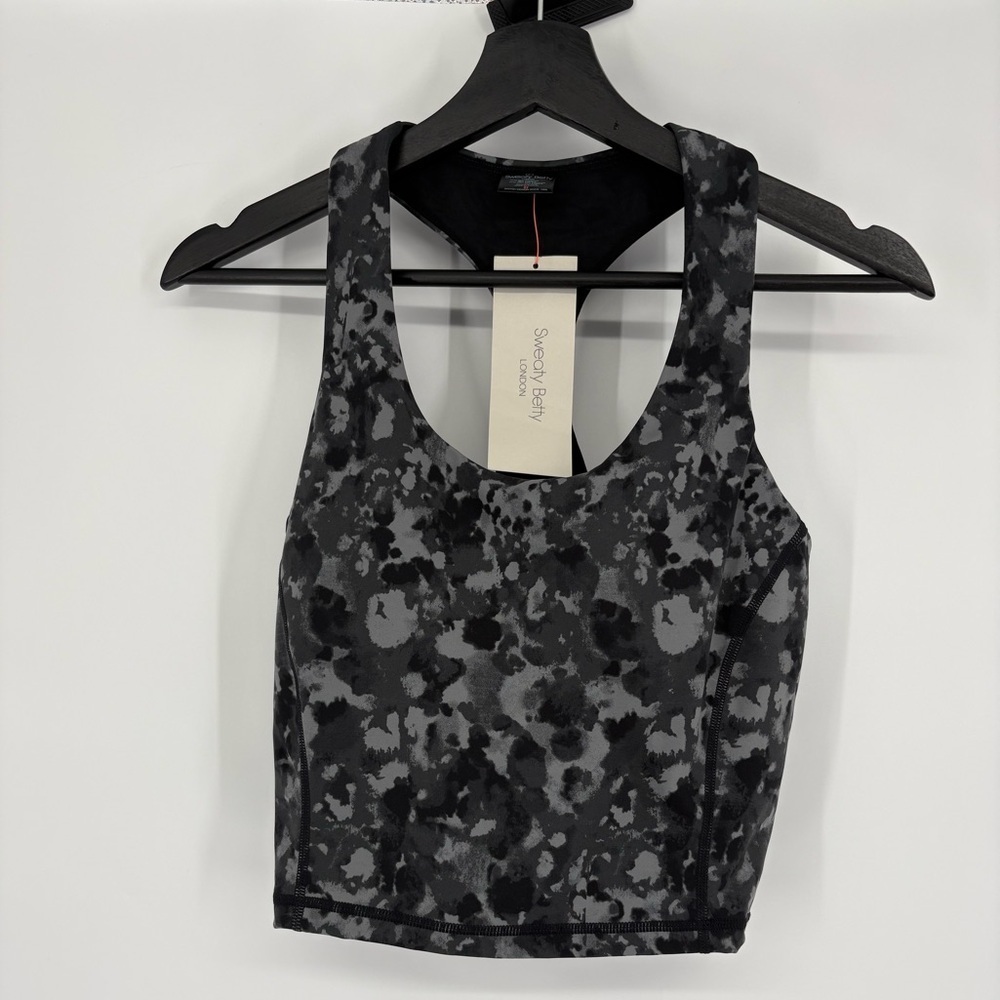 Sweaty Betty Power Cropped Workout Vest Black and Gray Camo Print Sport Bra